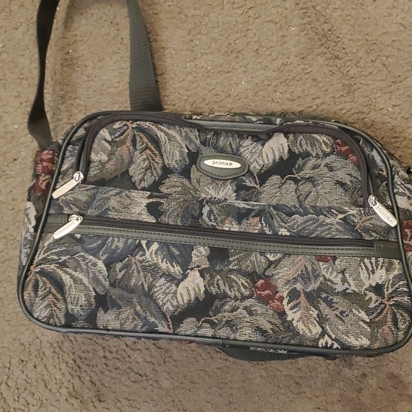 Jaguar Bags Vintage Jaguar Luggage Set Of 2 Poshmark